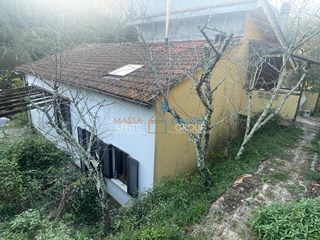Casa Indipendente in Vendita a Massa, 308'000€, 135 m²