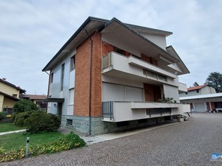 Appartamento in Vendita a Ivrea, 165'000€, 200 m²
