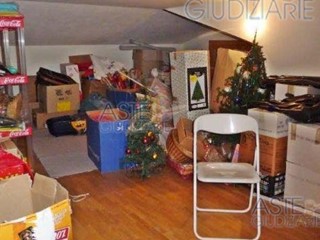 Casa Indipendente in Vendita a Ravenna, zona Roncalceci, 218'625€, 666 m²