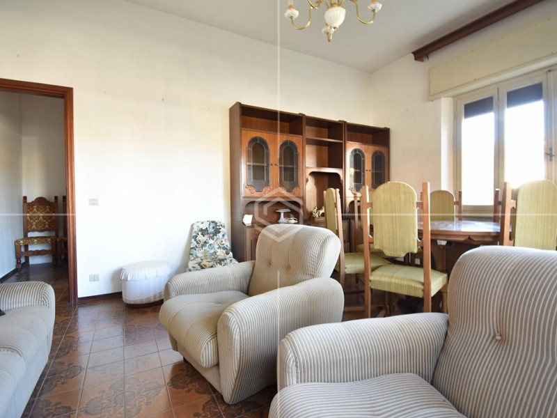 Appartamento in Vendita a Pisa, 295'000€, 110 m², con Box