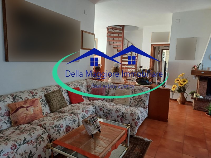 Casa Indipendente in Vendita a Livorno, 420'000&euro;, 200 m²