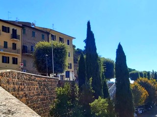 Quadrilocale in Vendita a Chiusi, 90'000€, 75 m²