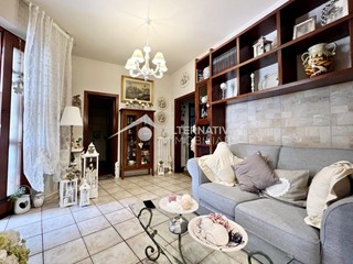 Villa in Vendita a Vecchiano, 498'000€, 210 m²