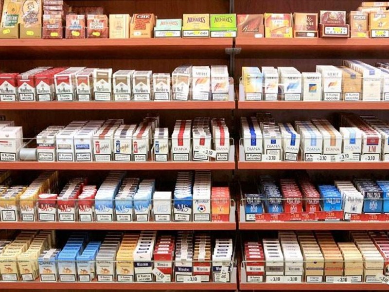 Attività commerciale in Vendita a Lucca, 220'000€, 140 m²