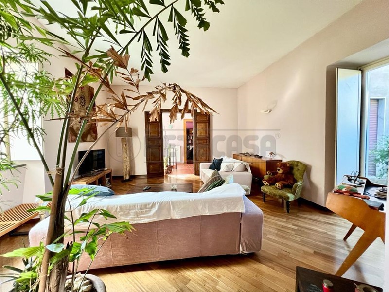 Casa Semi Indipendente in Vendita a Siano, 179'000&euro;, 320 m²