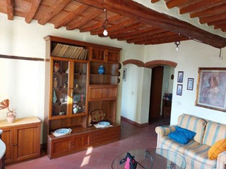 Appartamento in Vendita a Lucca, zona Centro Storico, 395'000&euro;, 110 m²