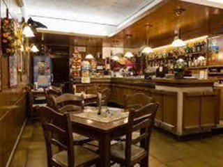 Attività commerciale in Vendita a Lucca, zona Sant'Anna, 120'000€, 50 m²