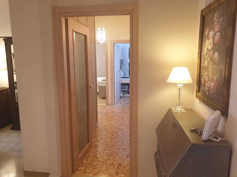 Appartamento in Vendita a Livorno, 240'000&euro;, 120 m²