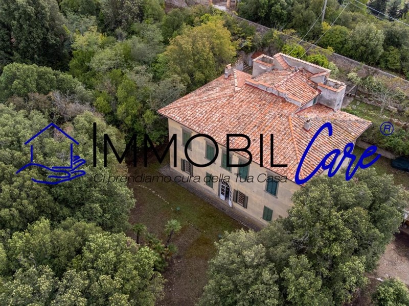 Casa Indipendente in Vendita a Livorno, zona Montenero, 1'400'000€, 670 m²