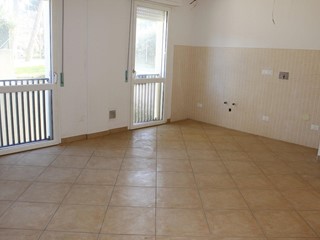 Trilocale in Vendita a Rosignano Marittimo, zona Rosignano Solvay, 198'000€, 73 m², con Box