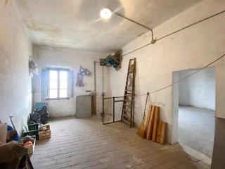 Casa Indipendente in Vendita a Vicopisano, zona Uliveto Terme, 155'000€, 235 m²