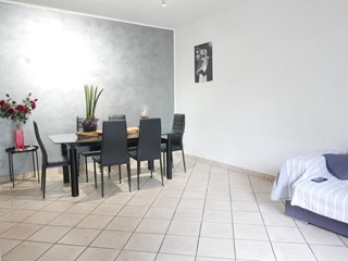 Quadrilocale in Vendita a Carrara, zona Avenza, 189'000€, 90 m²