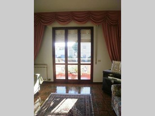 Appartamento in Vendita a Cascina, zona San Frediano a Settimo, 260'000€, 120 m², con Box