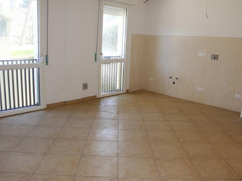 Trilocale in Vendita a Rosignano Marittimo, zona Rosignano Solvay, 198'000€, 73 m², con Box