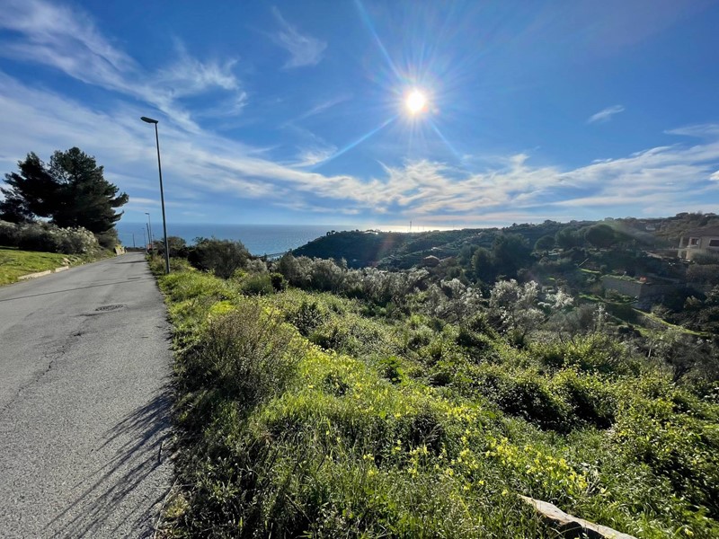 Terreno edificabile in Vendita a Bordighera, 198'000€, 4100 m²