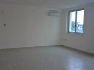Ufficio in Vendita a Massa, 78'000&euro;, 40 m²