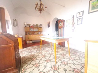 Appartamento in Vendita a Pontedassio, 80'000€, 90 m²