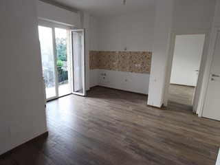 Quadrilocale in Vendita a La Spezia, zona Migliarina, 175'000€, 70 m²