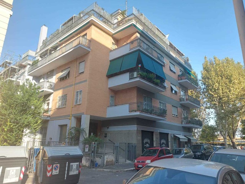 Trilocale in Vendita a Roma, 365'000€, 105 m²