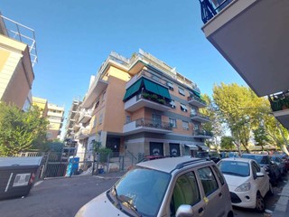 Trilocale in Vendita a Roma, 365'000€, 105 m²