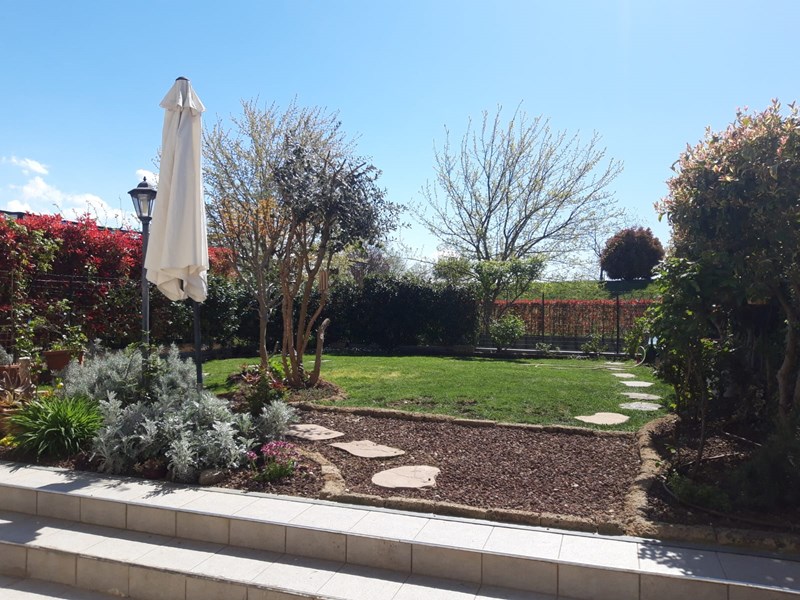 Trilocale in Vendita a Cassina de' Pecchi, 420'000€, 140 m²