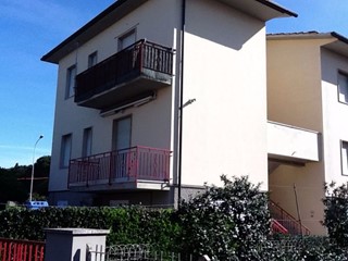 Trilocale in Affitto a Rosignano Marittimo, zona Vada, 1'500€, 65 m²