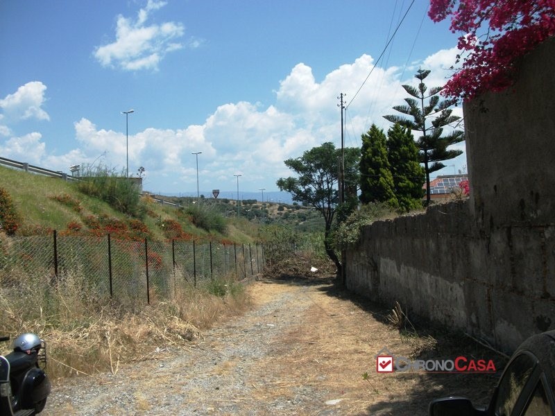 Terreno edificabile in Vendita a Messina, 2000 m²