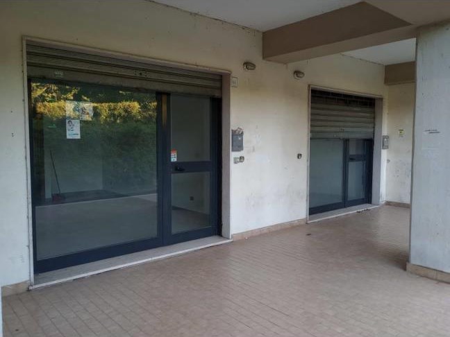 Appartamento in Affitto a Avellino, zona Via Pedicini 61, 300€