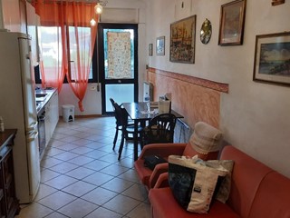 Trilocale in Vendita a Monteriggioni, zona Castellina Scalo, 85'000€, 67 m²