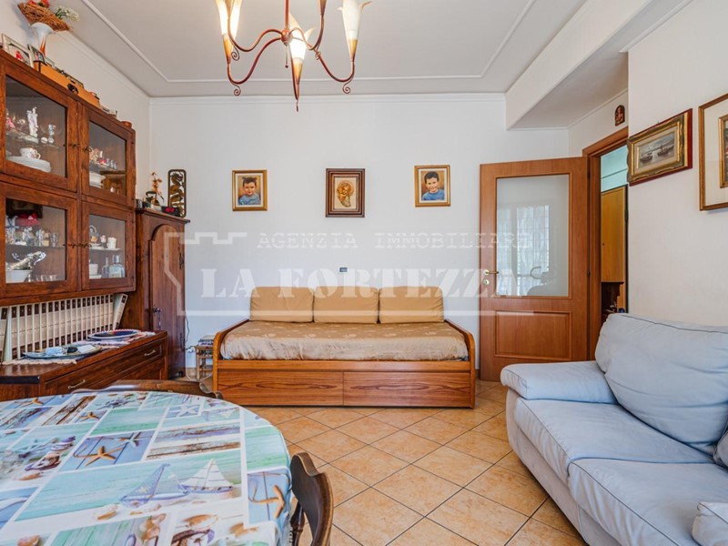 Appartamento in Vendita a Pisa, 310'000€, 118 m², con Box