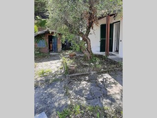 Casa Indipendente in Vendita a Vezzano Ligure, 135'000€, 70 m², arredato