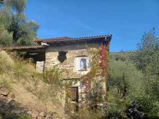 Terreno agricolo in Vendita a Dolceacqua, 145'000€, 7639 m²