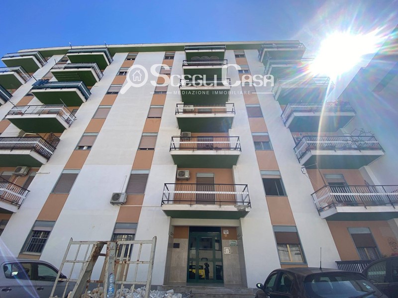 Appartamento in Vendita a Palermo, zona Altarello, 145'000€, 121 m²