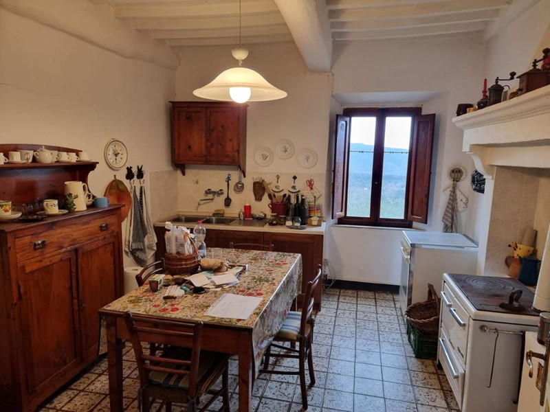 Casa Indipendente in Vendita a Monticiano, zona Iesa, 95'000€, 170 m²