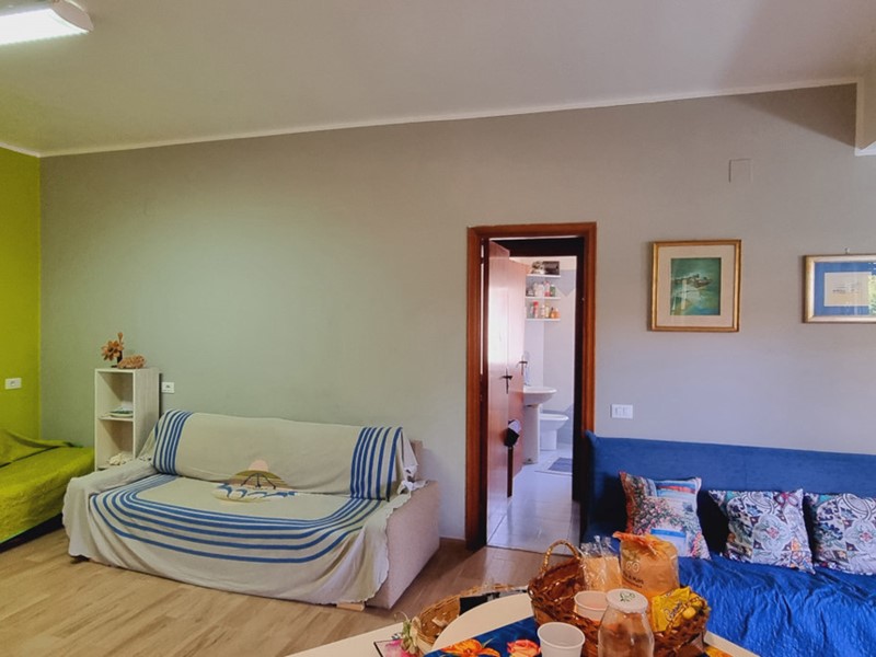 Bilocale in Vendita a Oliveri, 140'000€, 74 m²