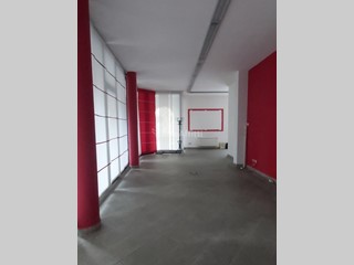 Ufficio in Affitto a Pozzuolo Martesana, zona Centro, 1'000€, 54 m²