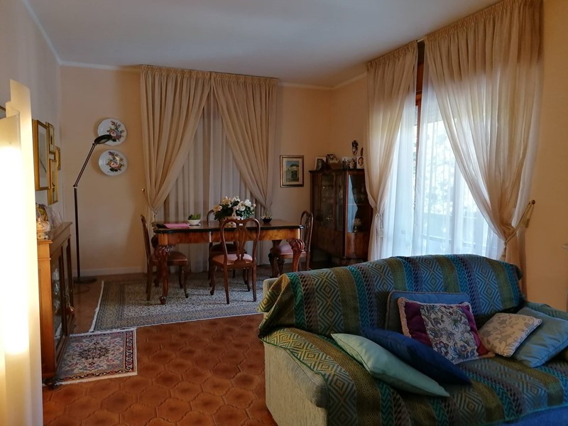 Appartamento in Vendita a Fano, zona Coop, 329'000€, 210 m²