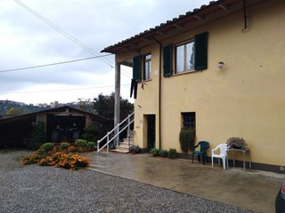 Casa Semi Indipendente in Vendita a San Miniato, zona Marzana, 230'000€, 195 m²
