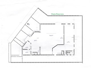 Capannone in Vendita a Bibbona, zona La California, 380'000€, 873 m²