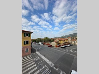 Appartamento in Vendita a Massa, 300'000€, 120 m²