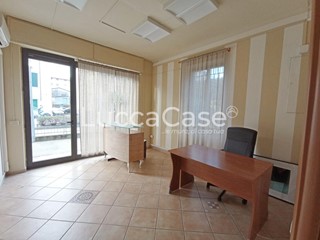Laboratorio in Affitto a Lucca, zona Sant'Anna, 500€, 30 m²