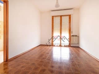 Appartamento in Vendita a Pomarance, 90'000€, 85 m²