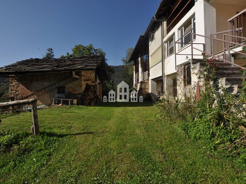 Casa Indipendente in Vendita a Canischio, 45'000€, 146 m²