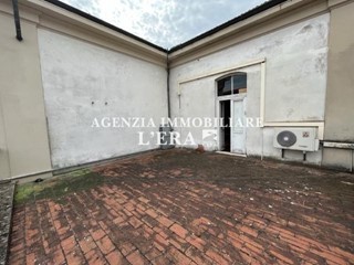 Appartamento in Vendita a Pontedera, 119'000€, 120 m²
