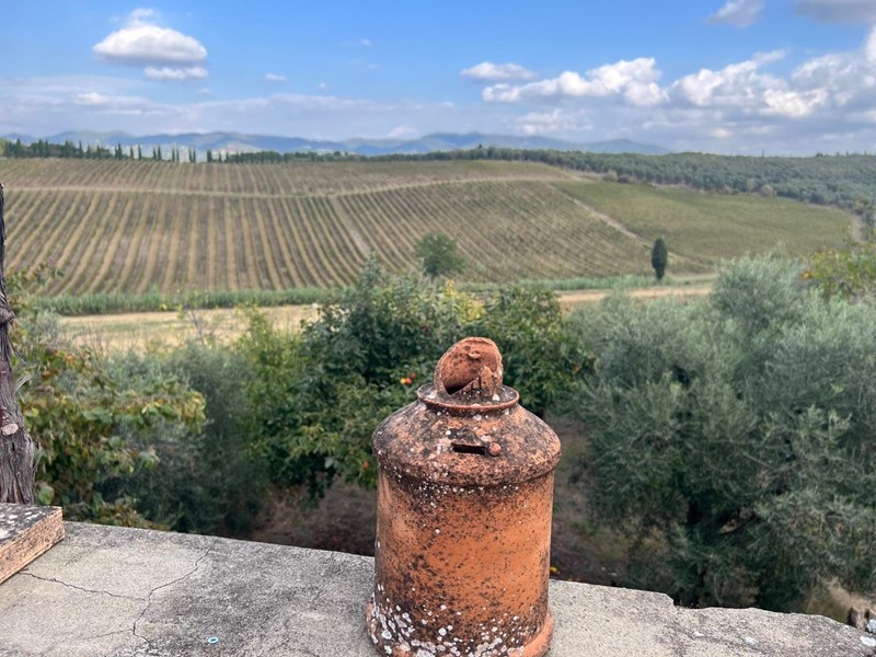 Casale in Vendita a Cerreto Guidi, 175'000€, 300 m²