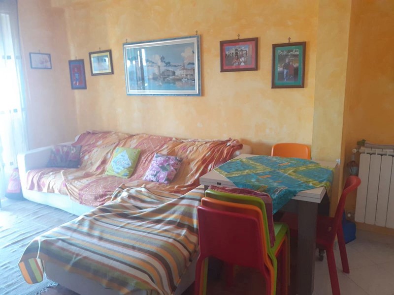 Bilocale in Affitto a Sanremo, 800€, 43 m², arredato
