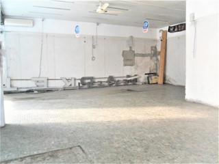 Immobile commerciale in Vendita a Lucca, zona San Vito, 80'000€, 80 m²