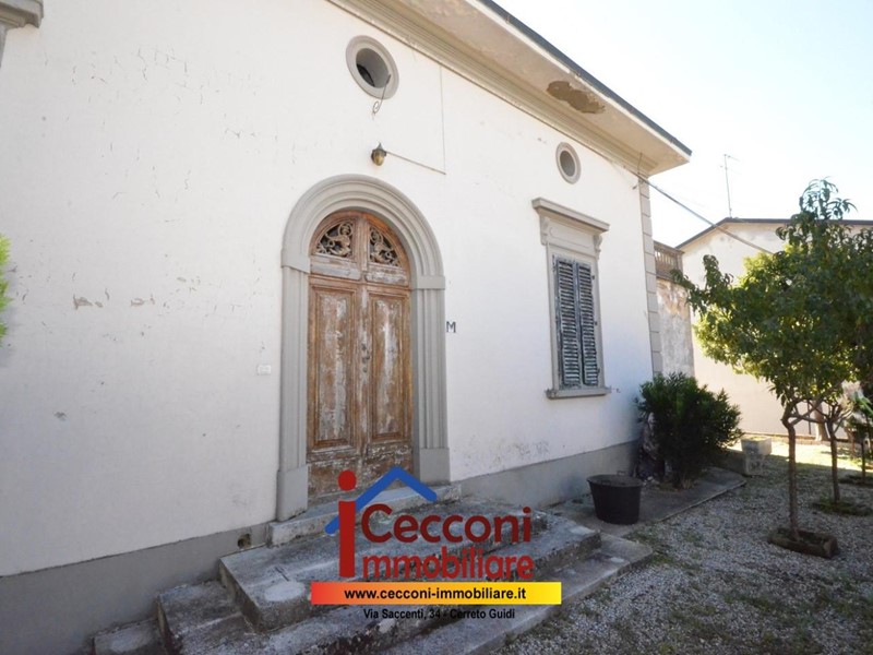 Casa Indipendente in Vendita a Cerreto Guidi, 170'000€, 400 m², con Box