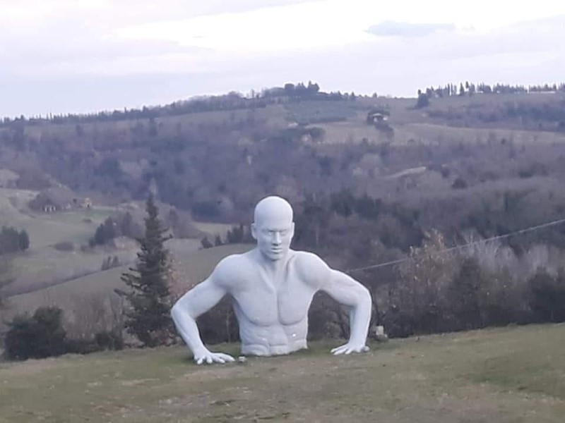 Capannone in Affitto a Peccioli, 1'400€, 210 m²