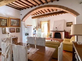 Appartamento in Vendita a Asciano, 115'000€, 85 m²